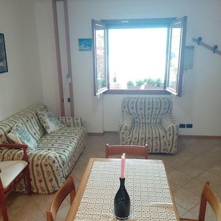 La Pergola Apartment เบลลาโน ภายนอก รูปภาพ